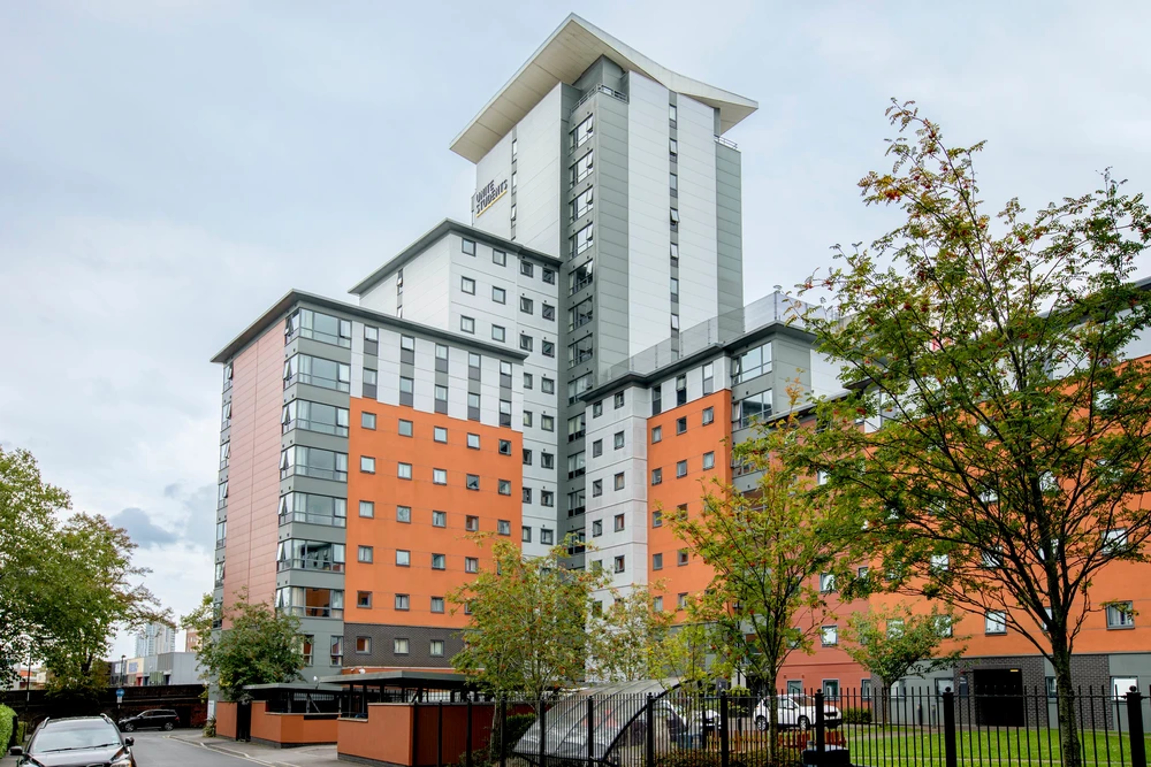 Exterior of Mercury Point