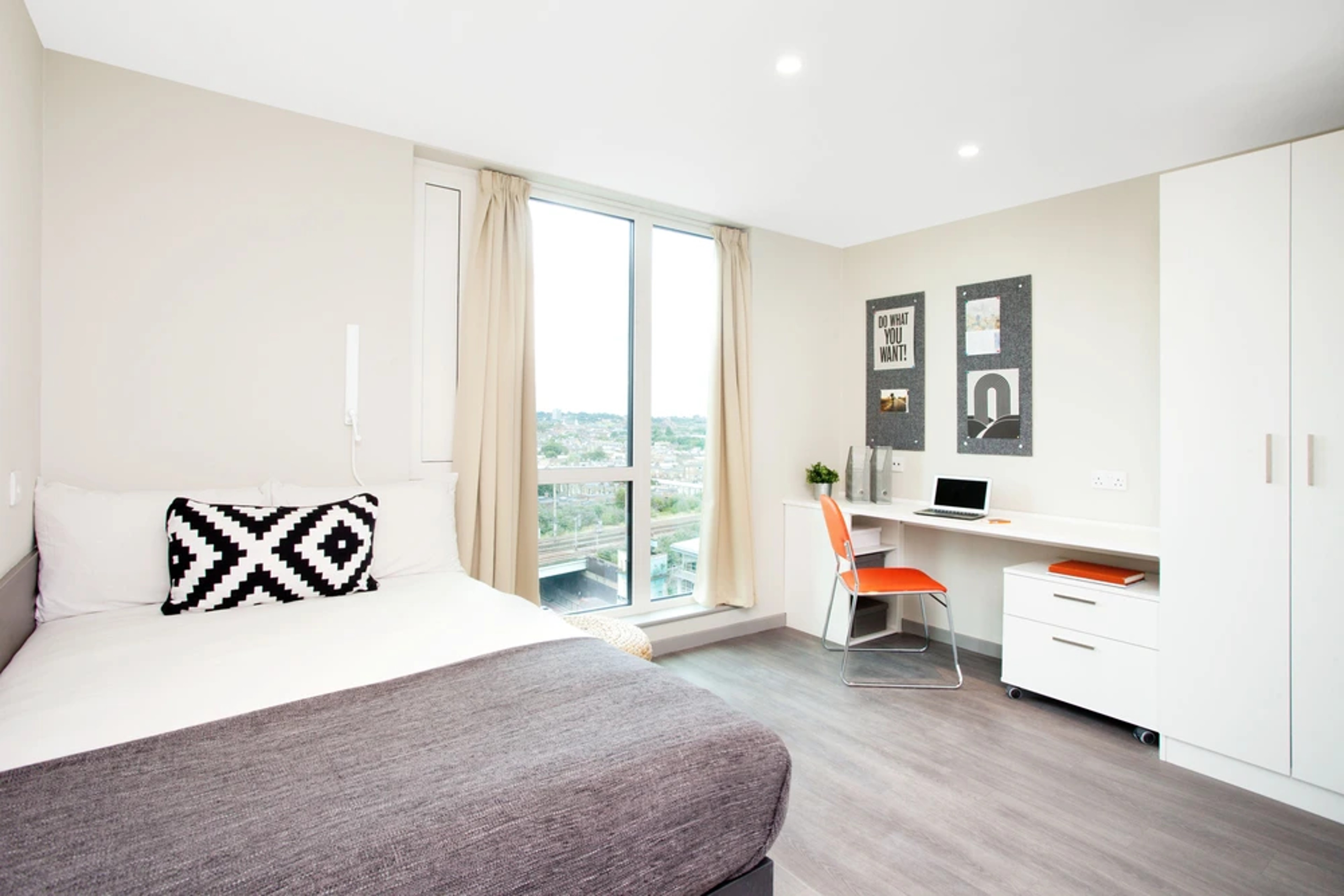 Accessible Ensuite Classic 