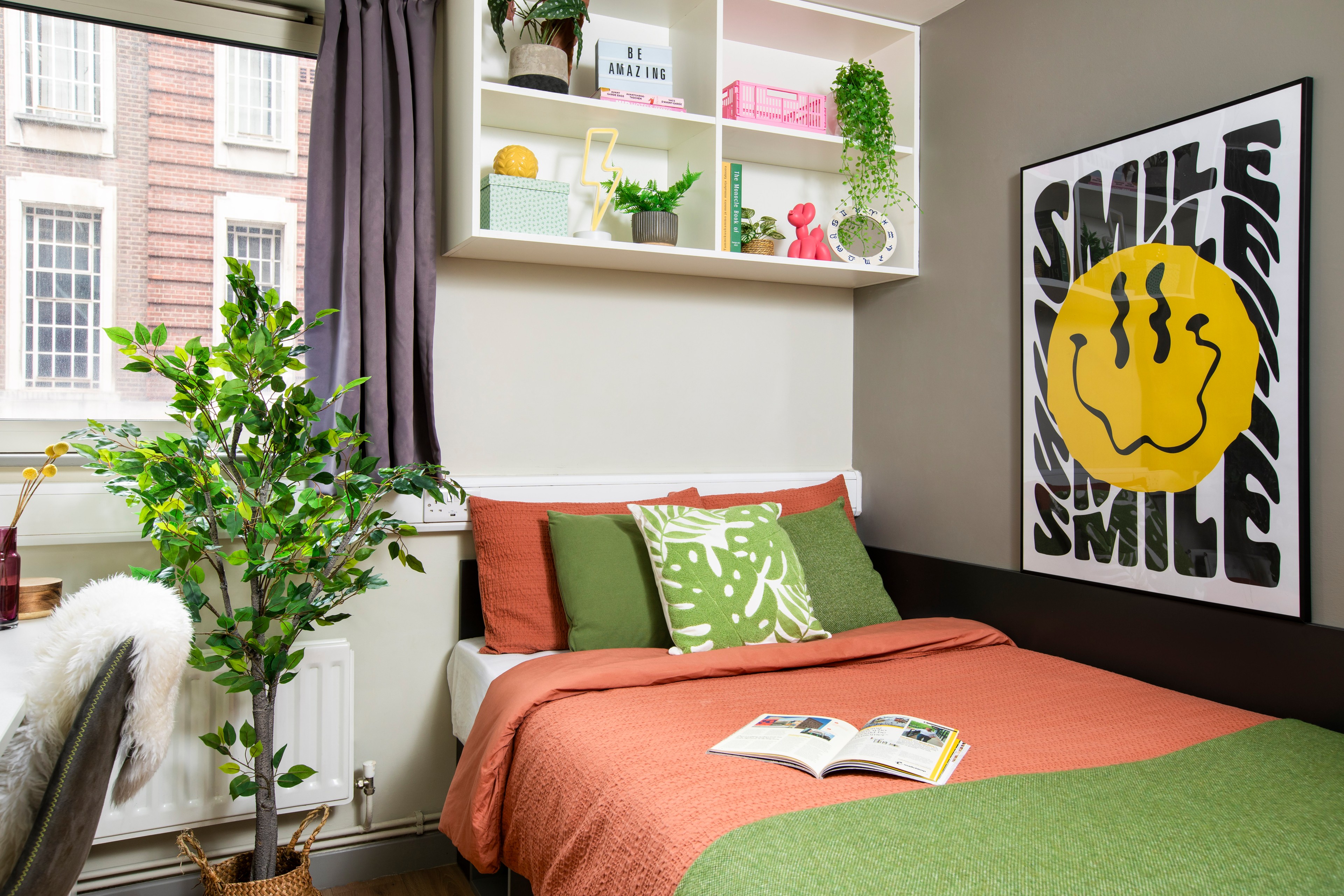 Bed in a classic en-suite room