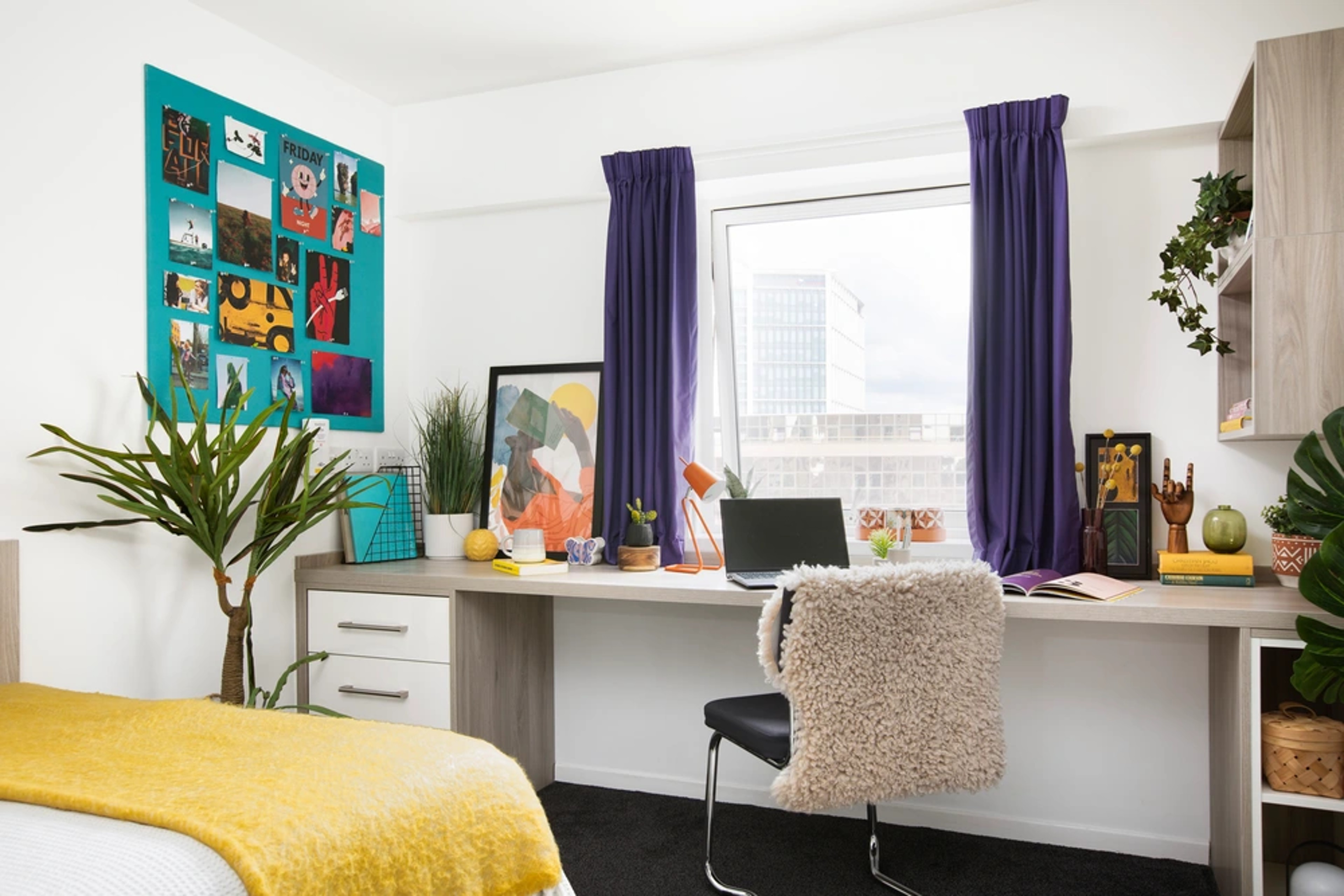Study area in an En-suite room