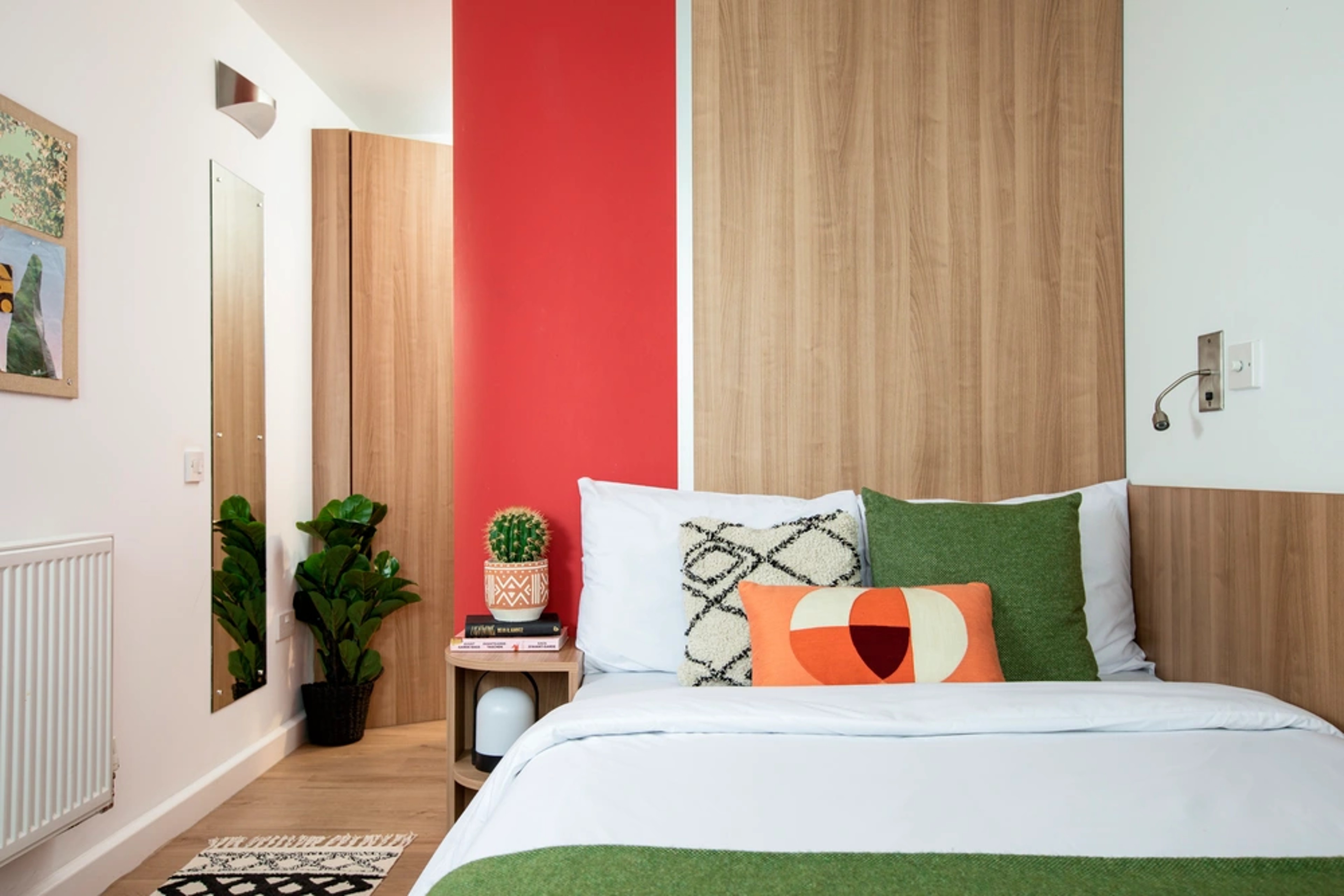 Bed in a Premium En-suite room