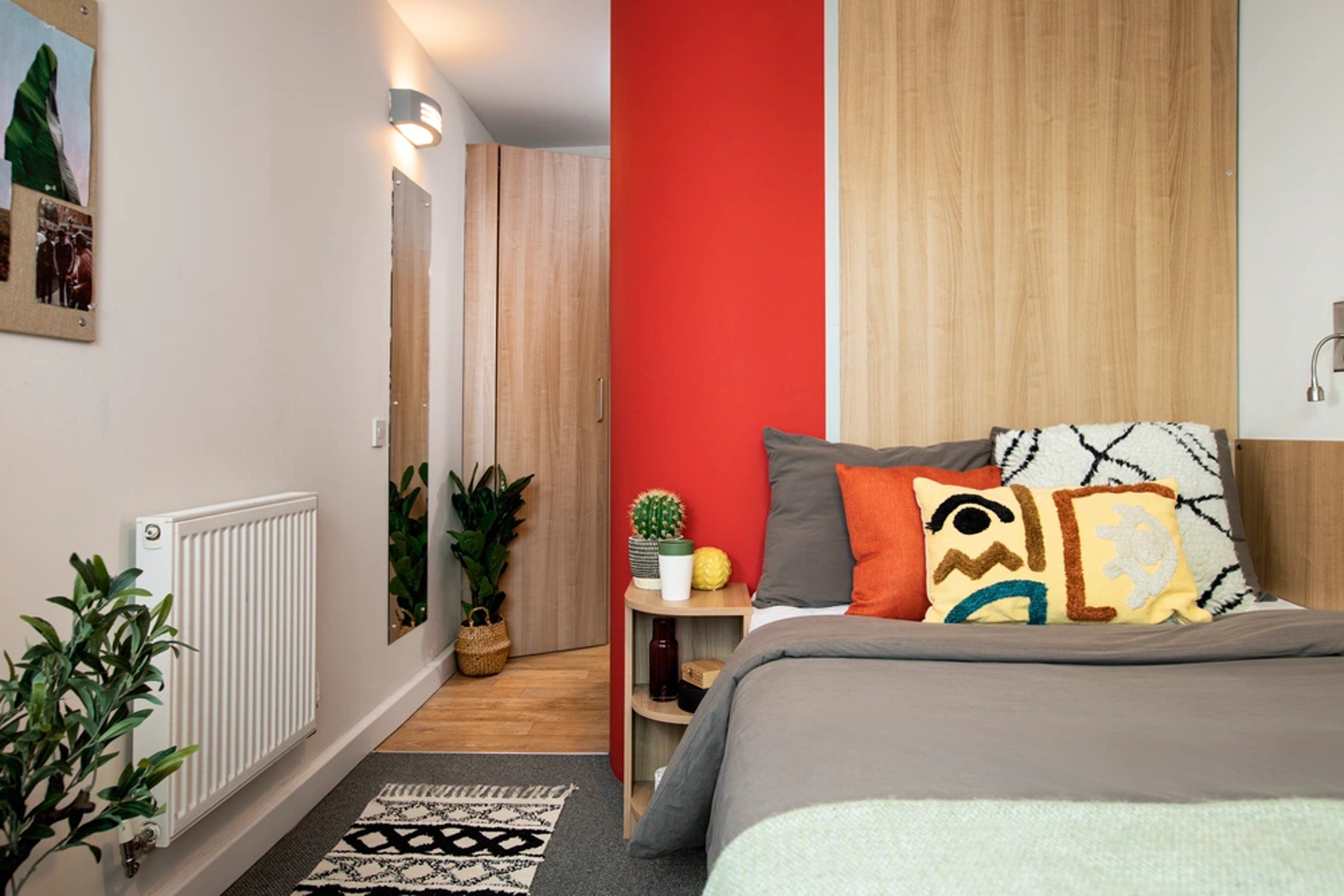Bed in an Premium Ensuite room