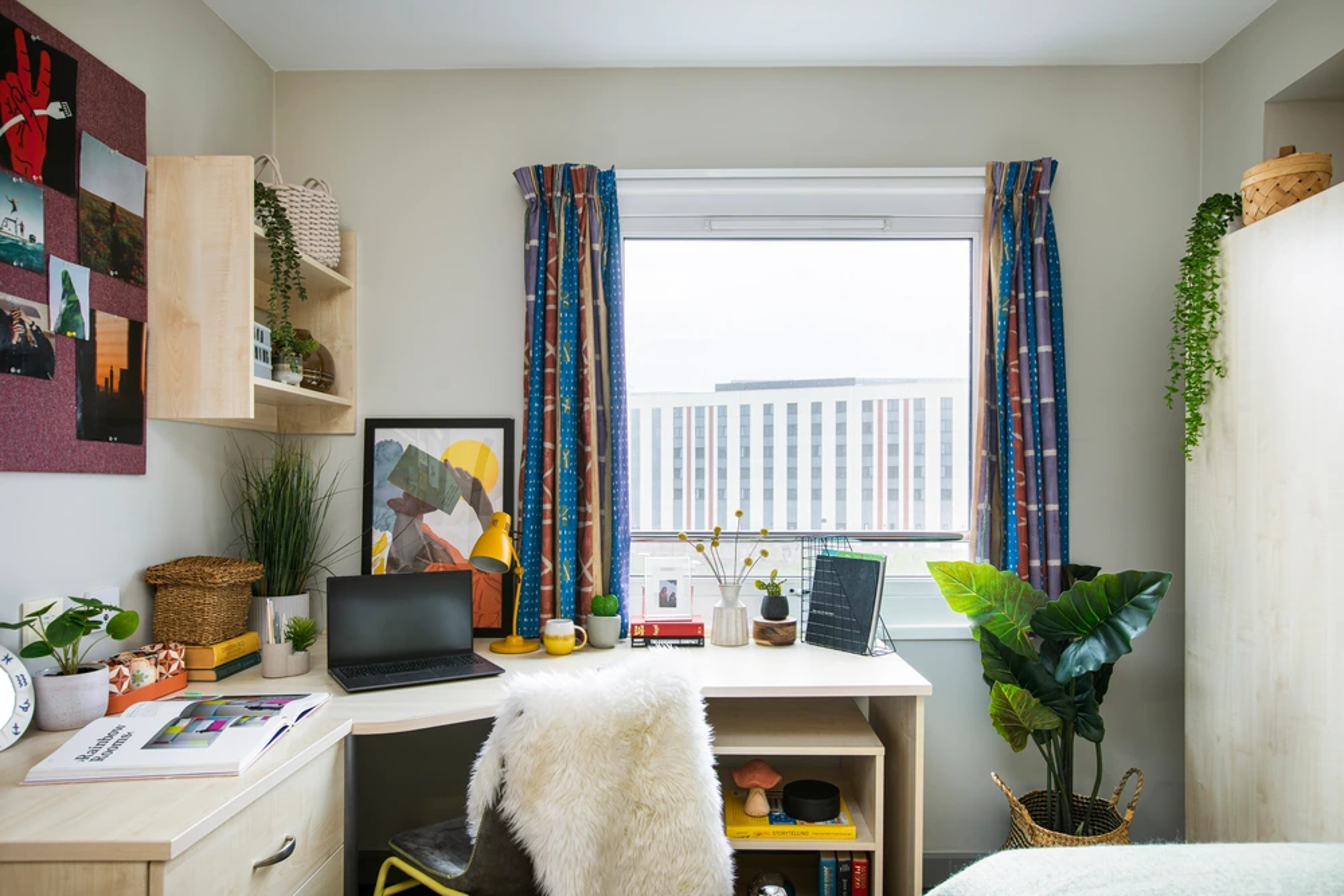 Study space in One Bedroom Flat