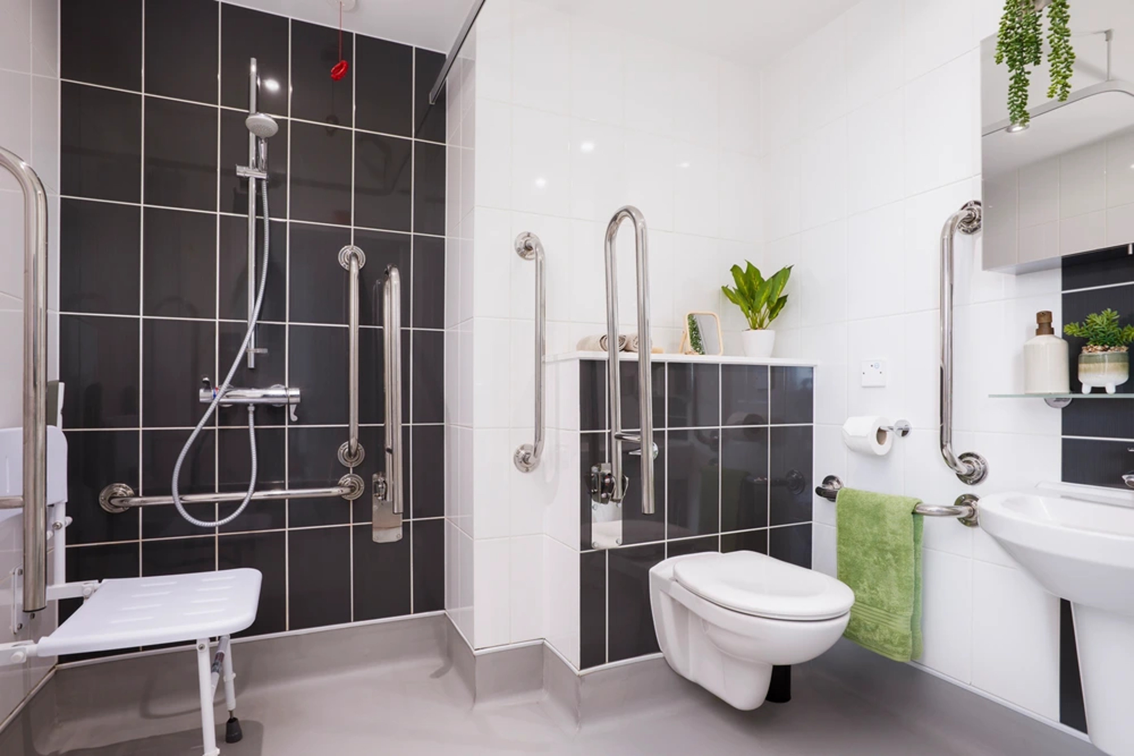 Accessible Studio bathroom