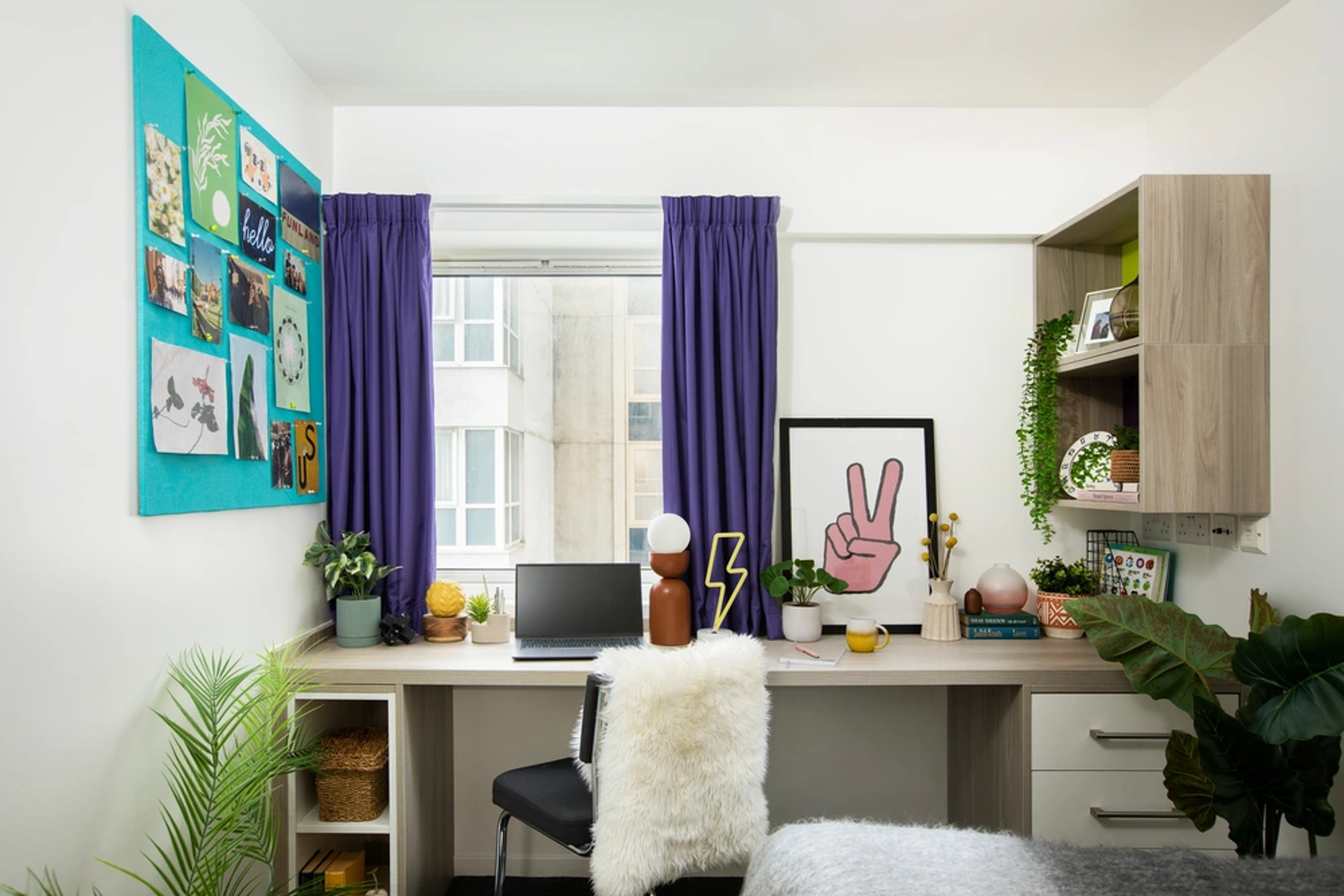 Study area in an En-suite room
