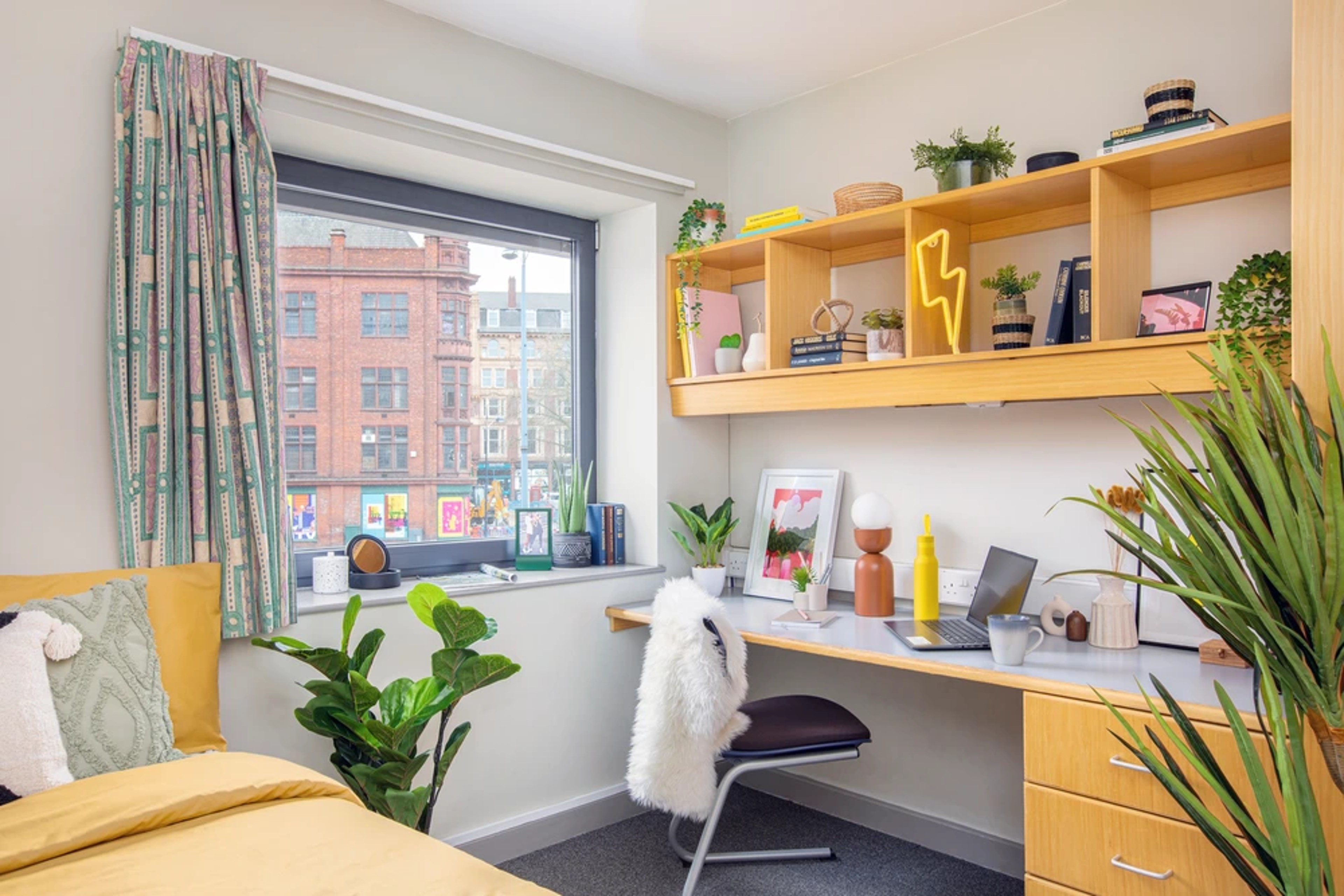 Study space in an Ensuite room