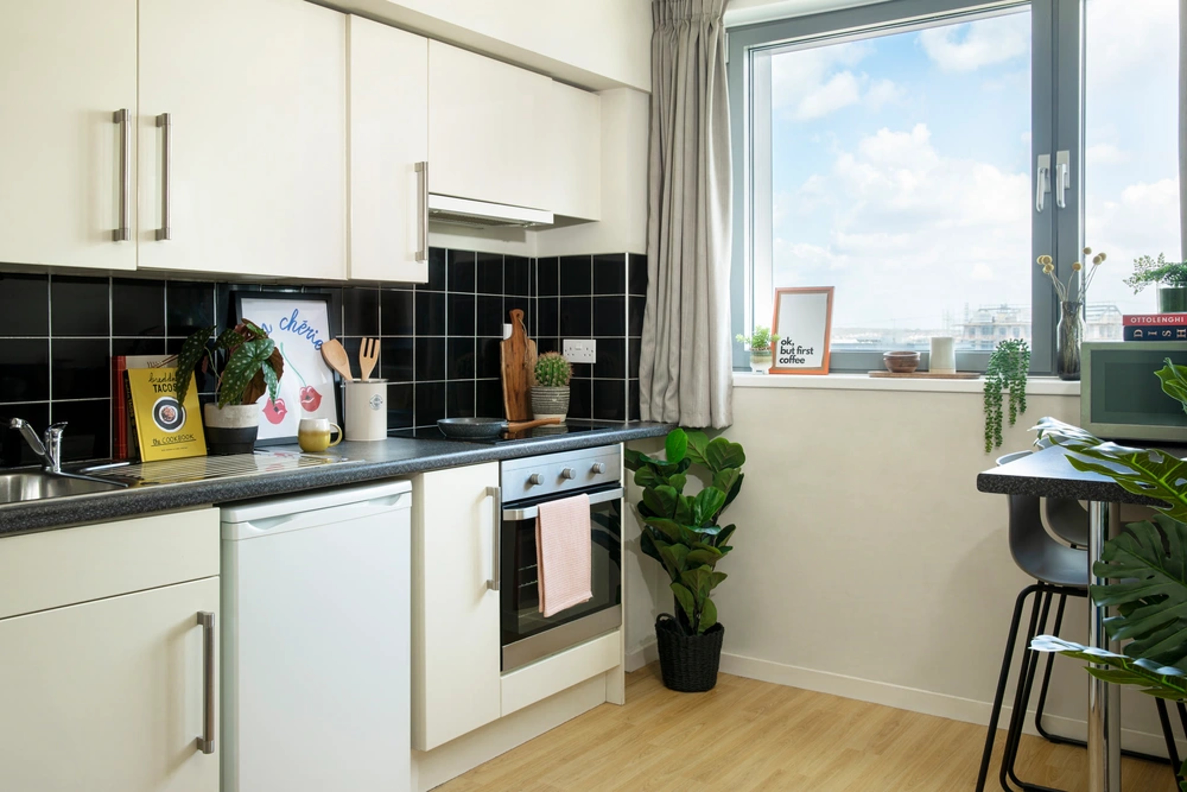 Kitchen in a Studio room