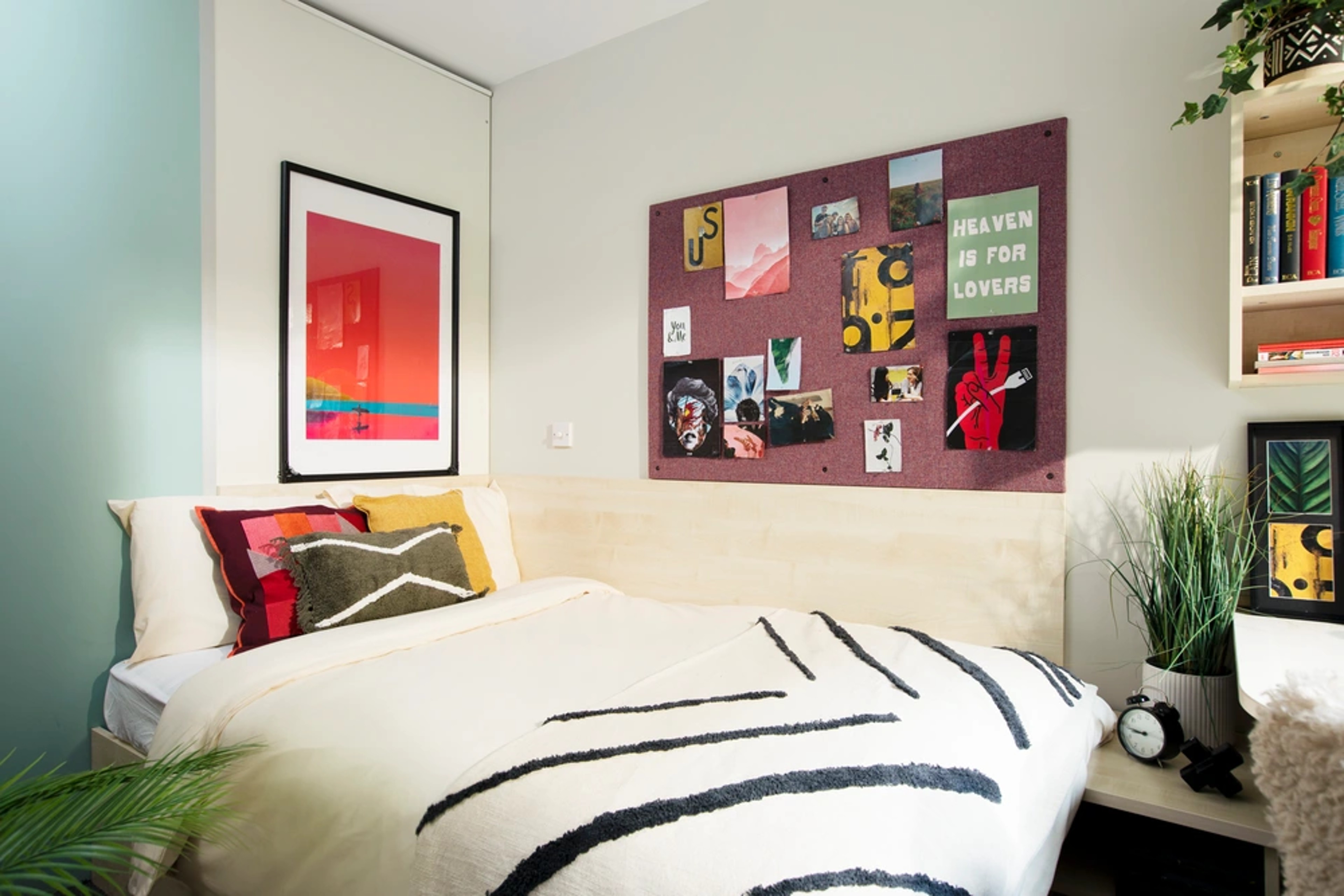 Bed in an Classic Ensuite room