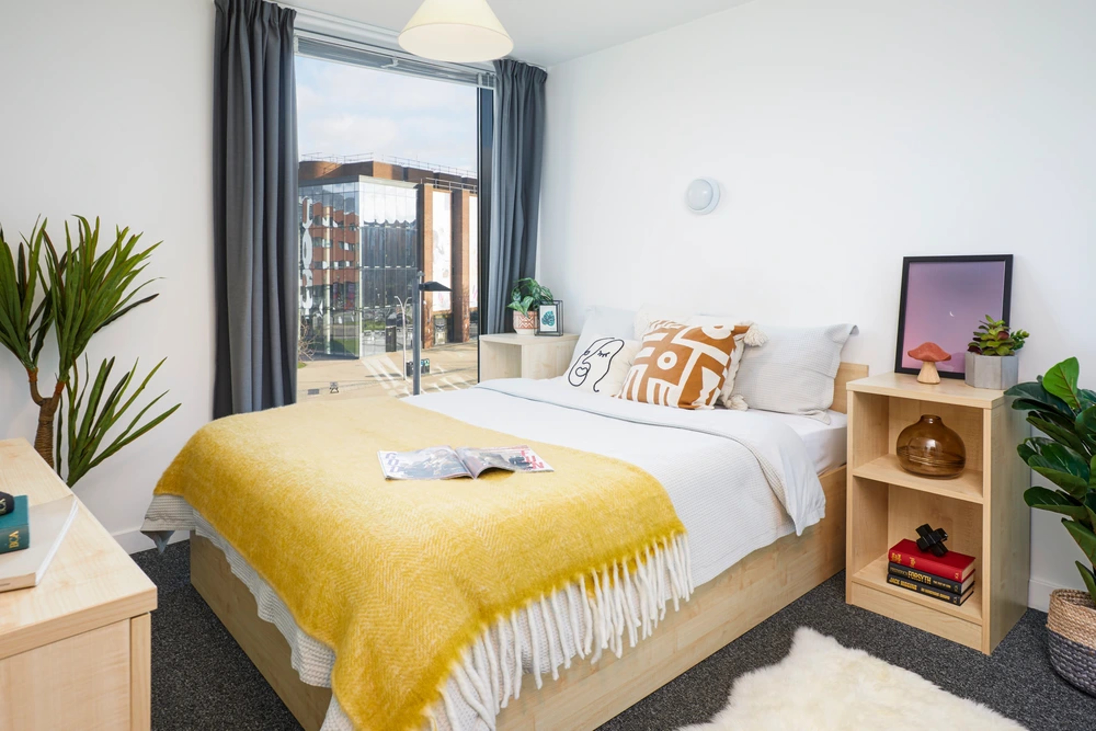 Bed in a One Bedroom Flat