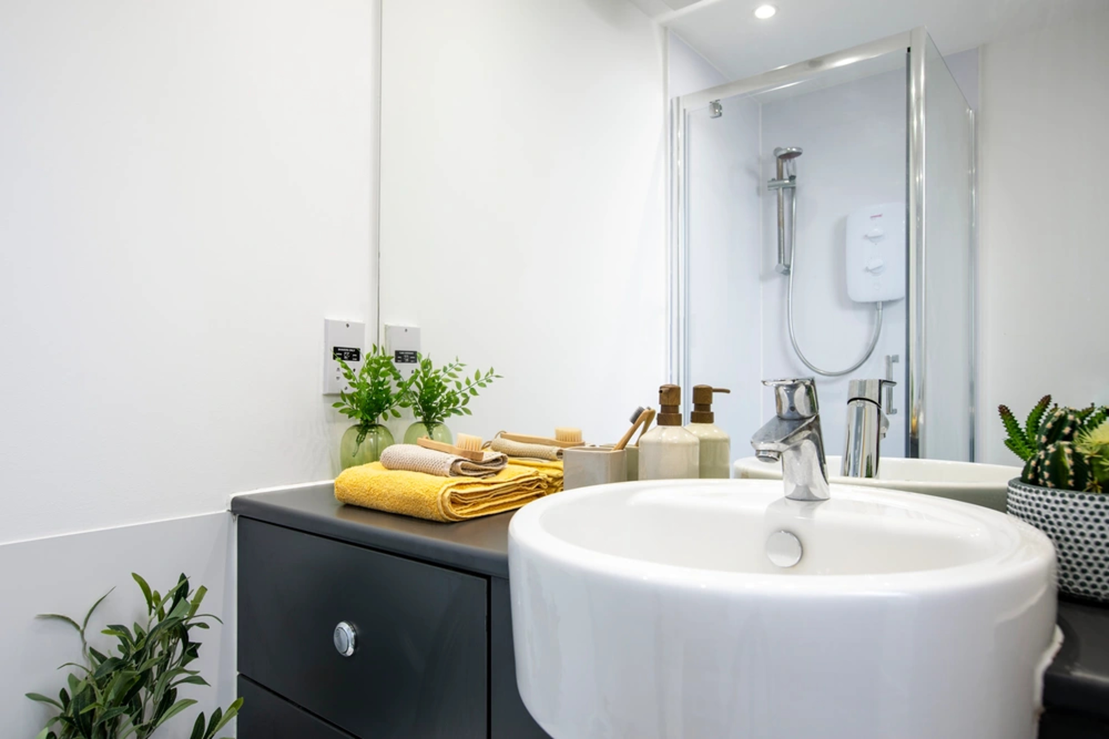 En-suite bathroom