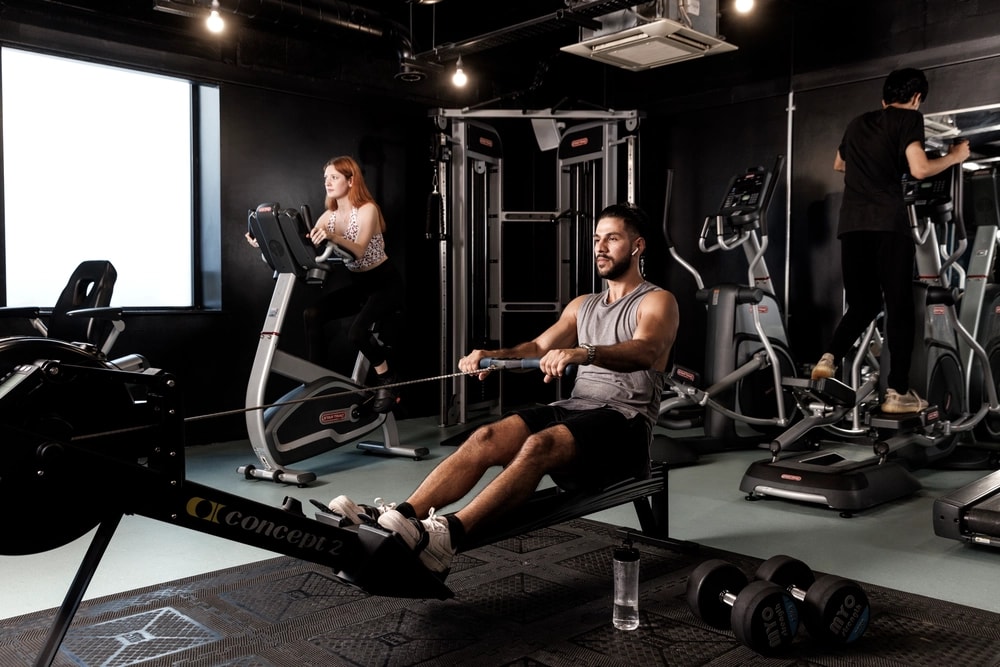 Students in the shared gym at Sky Plaza