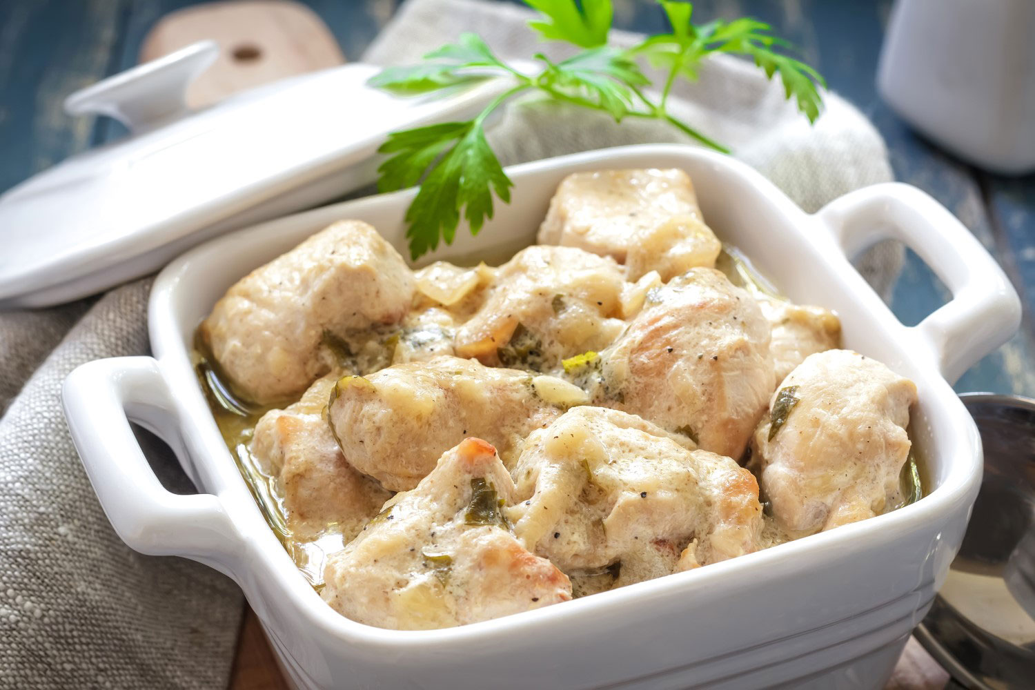 Chicken in leek sauce