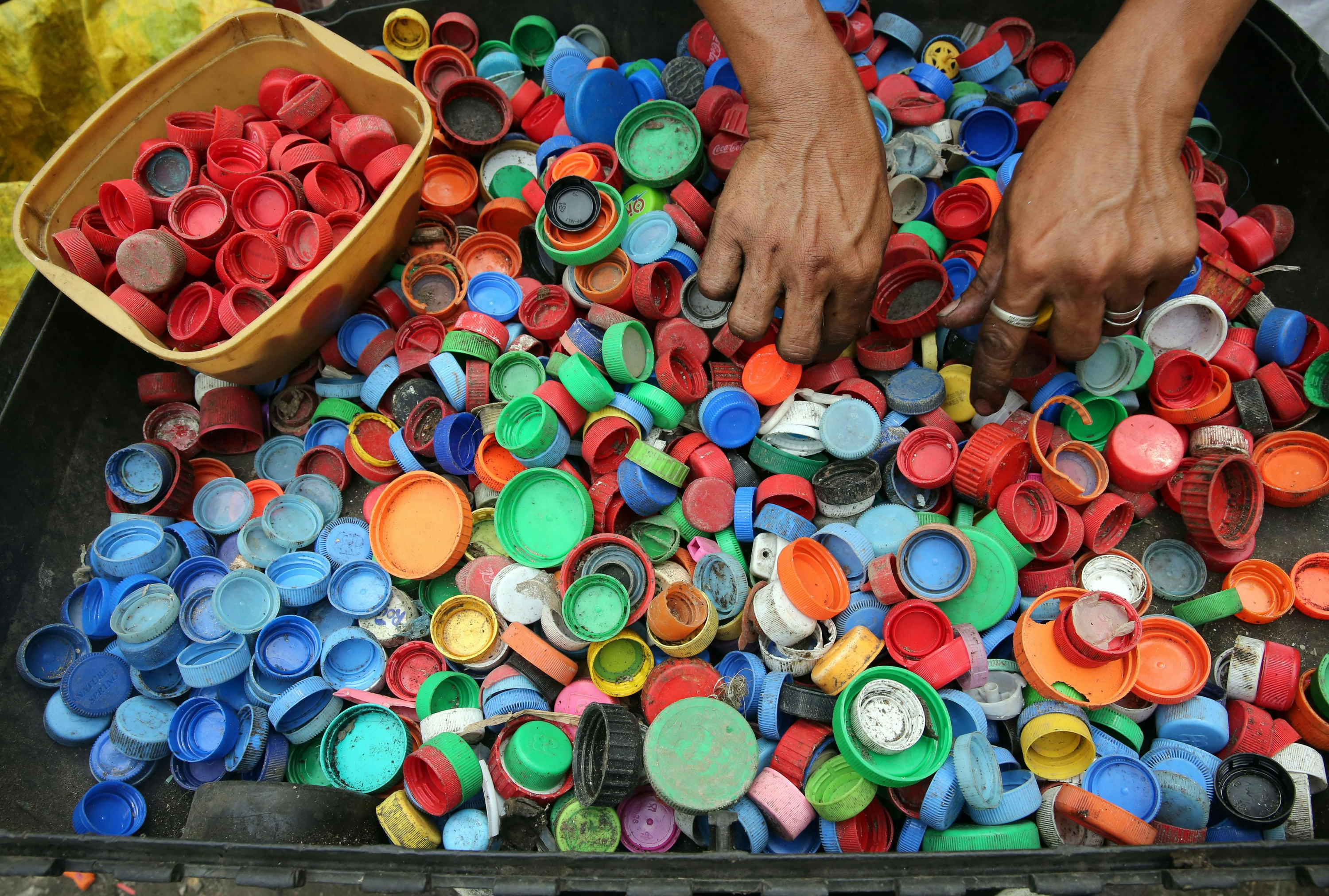 Plastic bottle lids