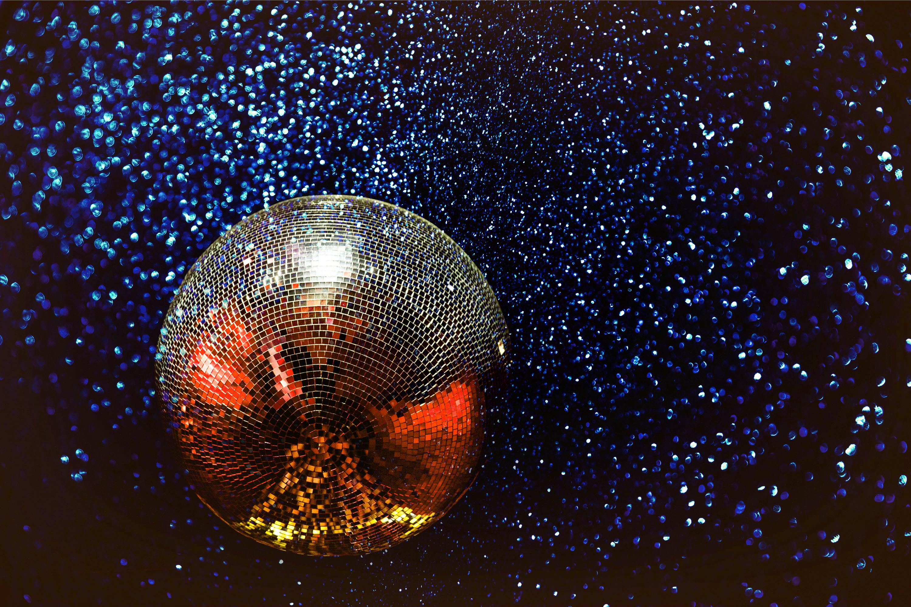 Discoball in the air