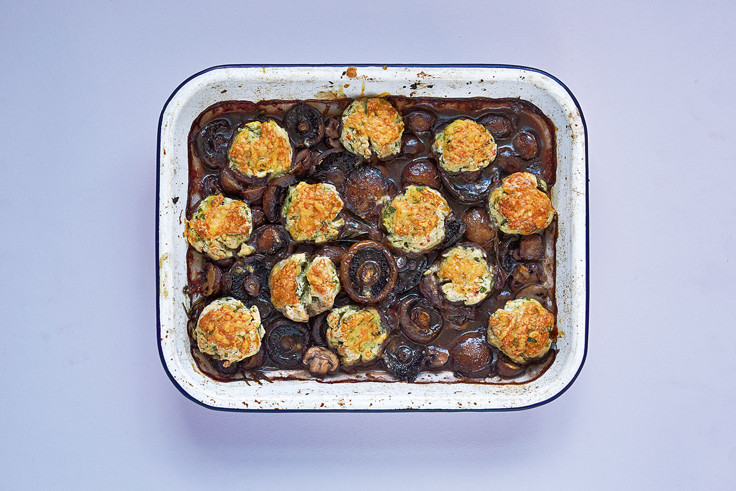 Red wine mushroom casserole