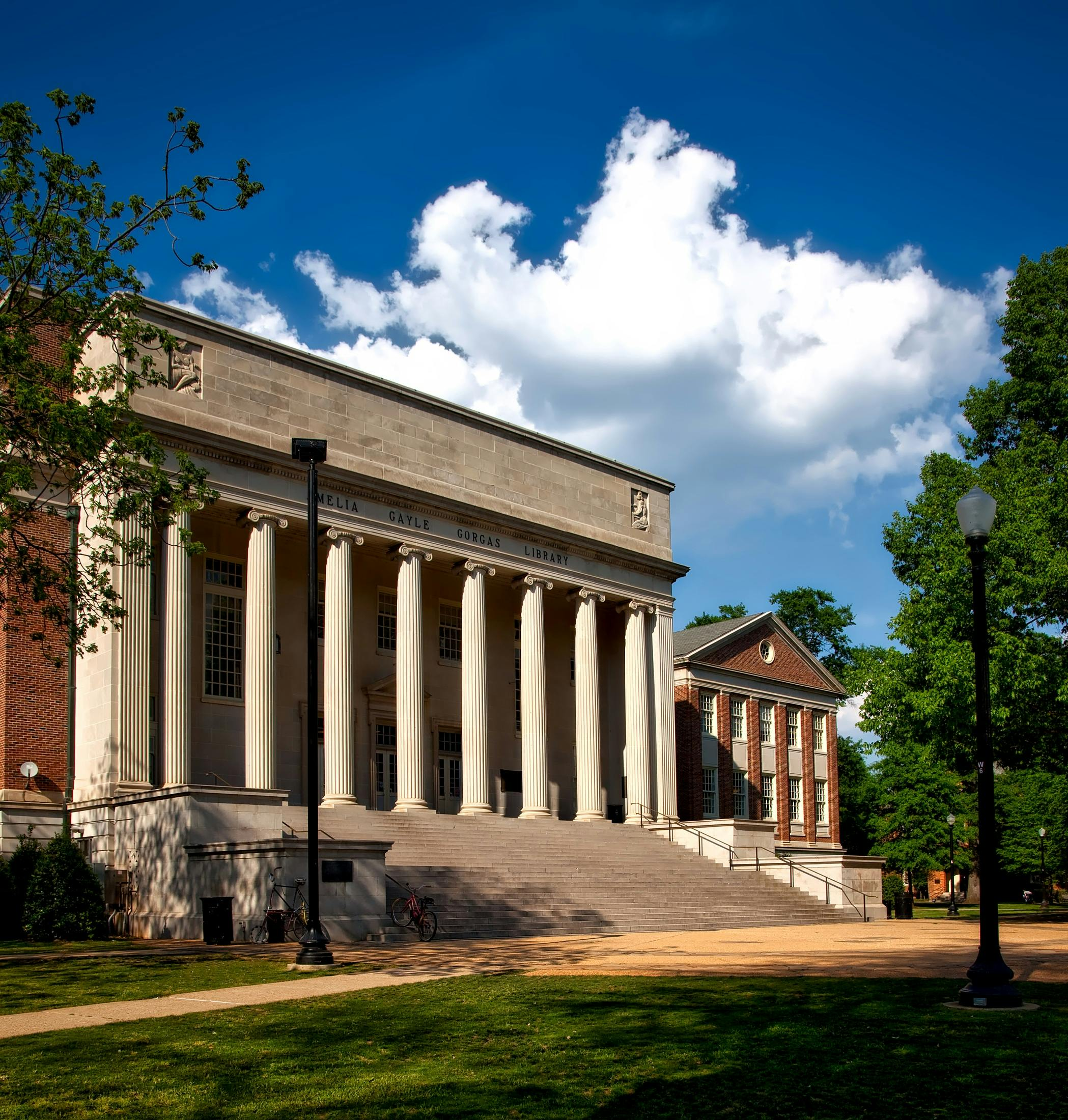 Photo of exterior of university building