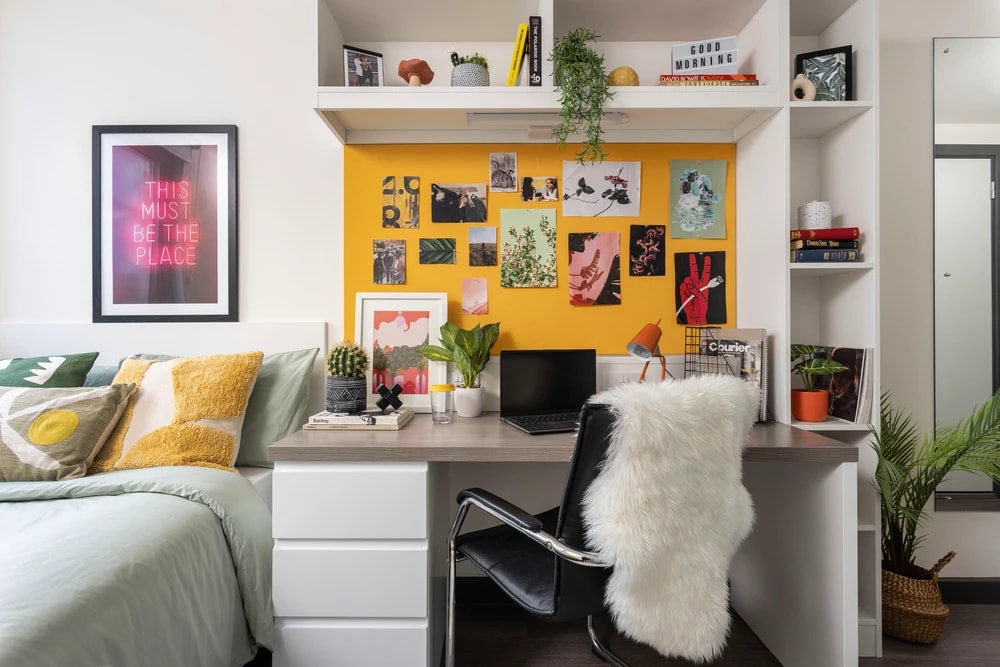 Study space in an Ensuite room